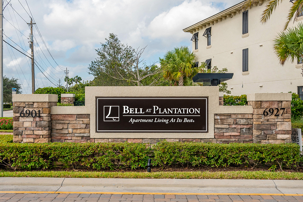 Bell Plantation Entrance