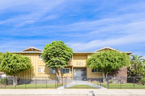 521 W. Hyde Park Blvd. 1-2 Beds Apartment for Rent - Photo Gallery 26