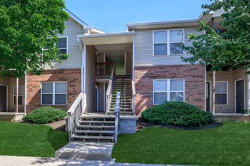1200 Rolling Ridge Way 1-3 Beds Apartment, Student for Rent - Photo Gallery 5