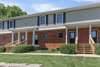 3211 E 10th Street 2-5 Beds Apartment, Student for Rent - Photo Gallery 3