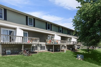 3211 E 10th Street 2-5 Beds Apartment, Student for Rent - Photo Gallery 4