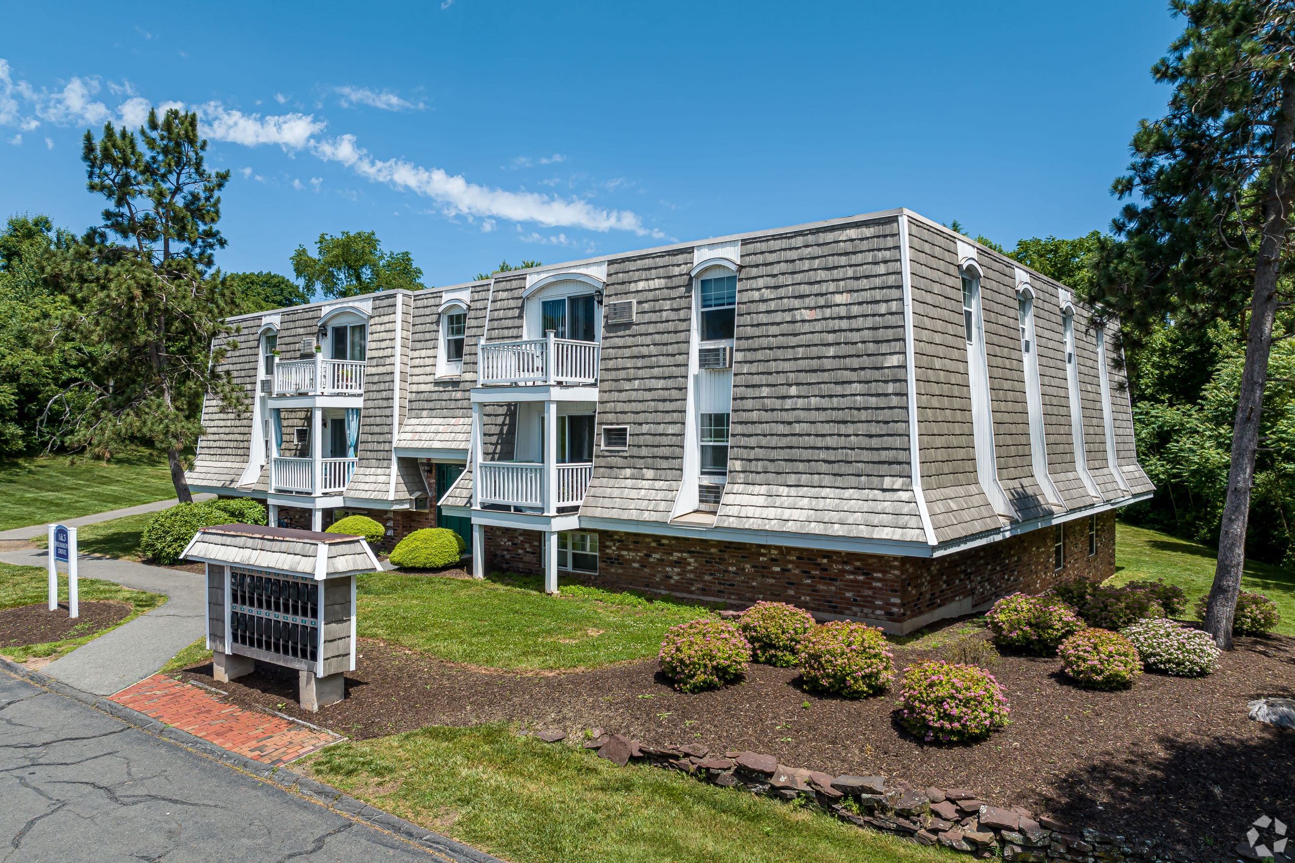 the building where the resort is located