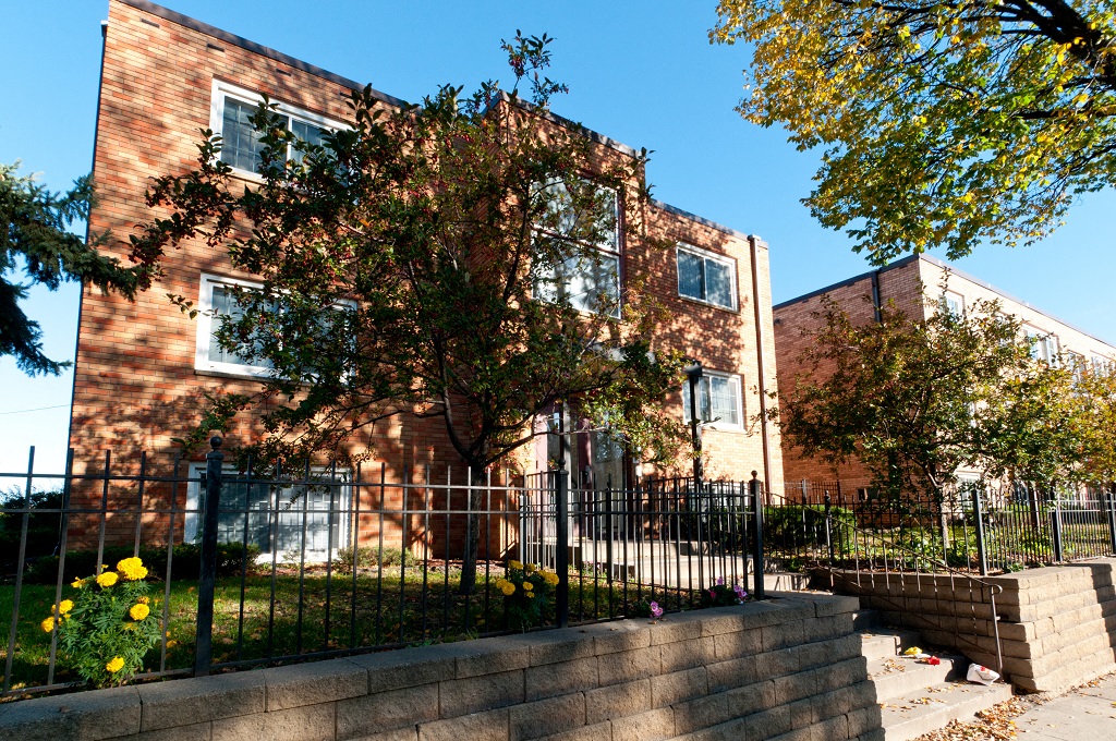 The Cedars: 2805 & 2813 Cedar Avenue