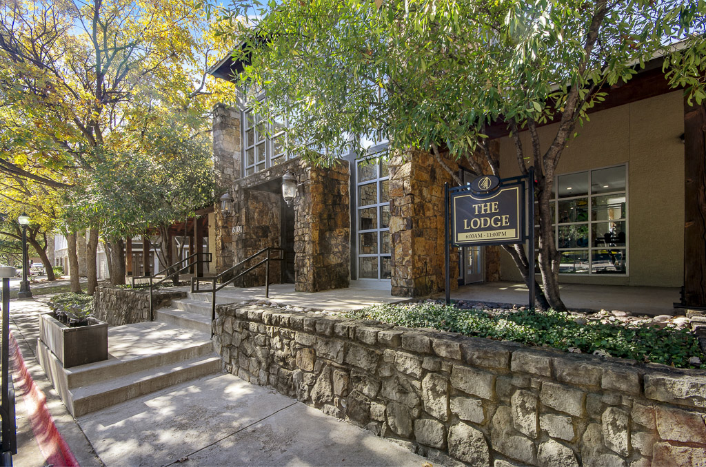 The Flatiron District At Austin Ranch