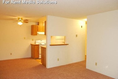 12530 35Th Ave NE 1 Bed Apartment for Rent - Photo Gallery 1