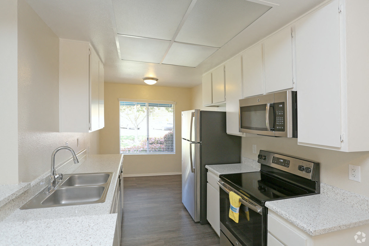 Modern Mission Ridge Apartments Encinitas 
