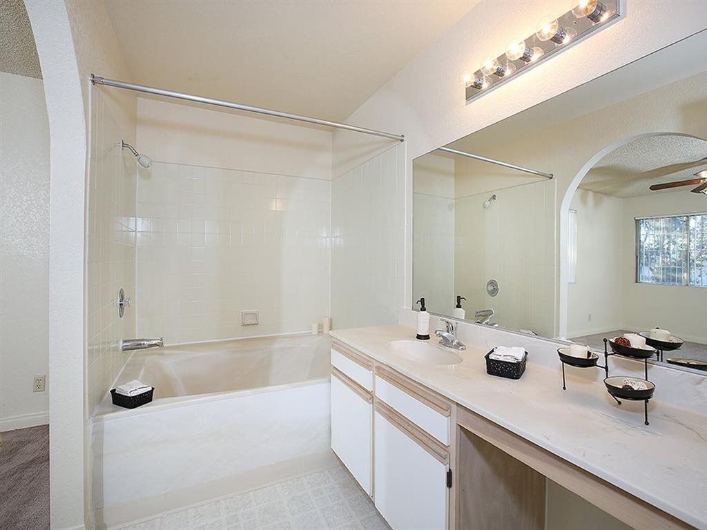 Photos and Video of Spectrum at Katie in Las Vegas, NV