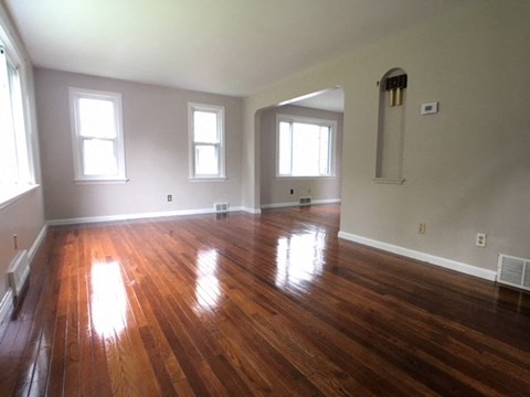 6365 Seminole Trail 3 Beds Apartment for Rent