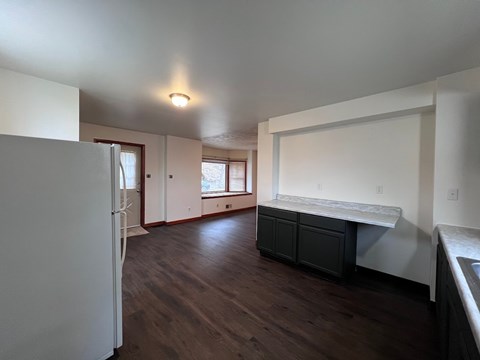184 Pennsylvania Avenue 2 Beds Apartment for Rent