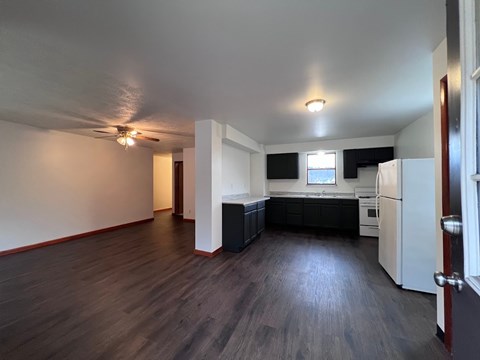 184 Pennsylvania Avenue 2 Beds Apartment for Rent
