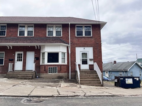 184 Pennsylvania Avenue 2 Beds Apartment for Rent