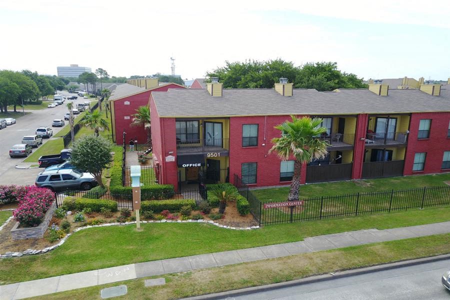 External Apartment View at Casa Del Sol, Houston, TX, 77099