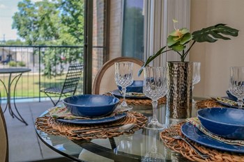 Defined Dining Space at The Landmark, New Braunfels, TX, 78130 - Photo Gallery 2