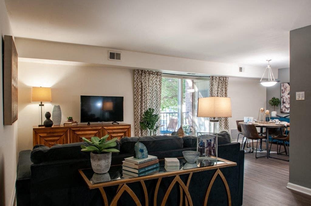 Chesterfield Apartment Homes