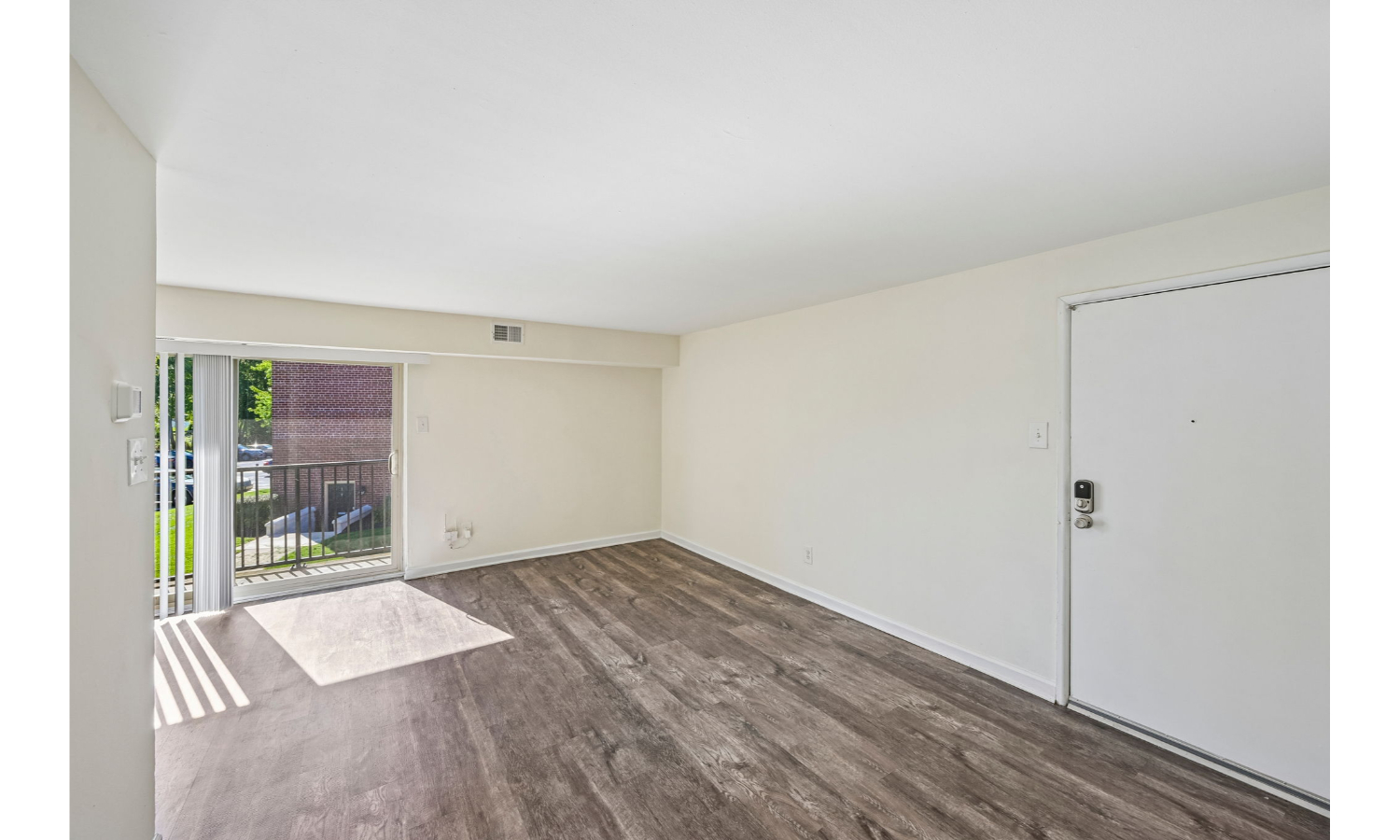 1338 Veterans Highway 1-3 Beds Apartment for Rent