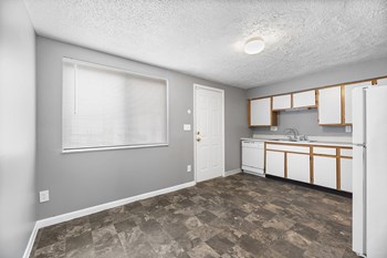 3345 E. 7th Avenue, Management Office Studio-3 Beds Apartment for Rent - Photo Gallery 6