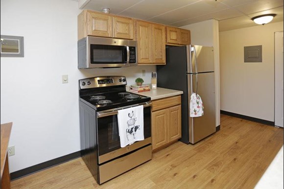 Ridgewood Apartments 4877 W Arrowhead Rd Hermantown Mn Rentcafe