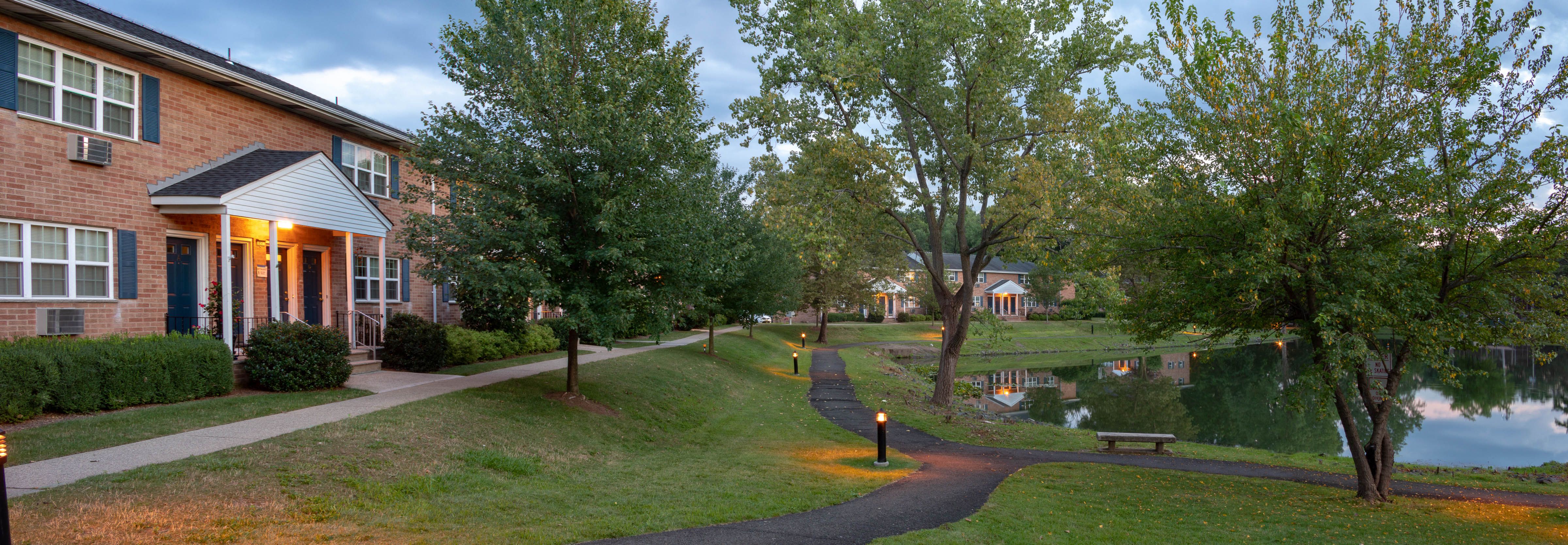 Dorchester Manor Apartments Apartments in New Milford, NJ