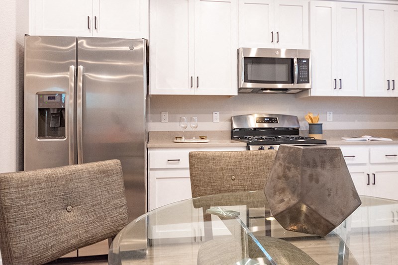 Kitchen and Dining Table at The Village at Vintage Ranch in American Canyon, CA 94503