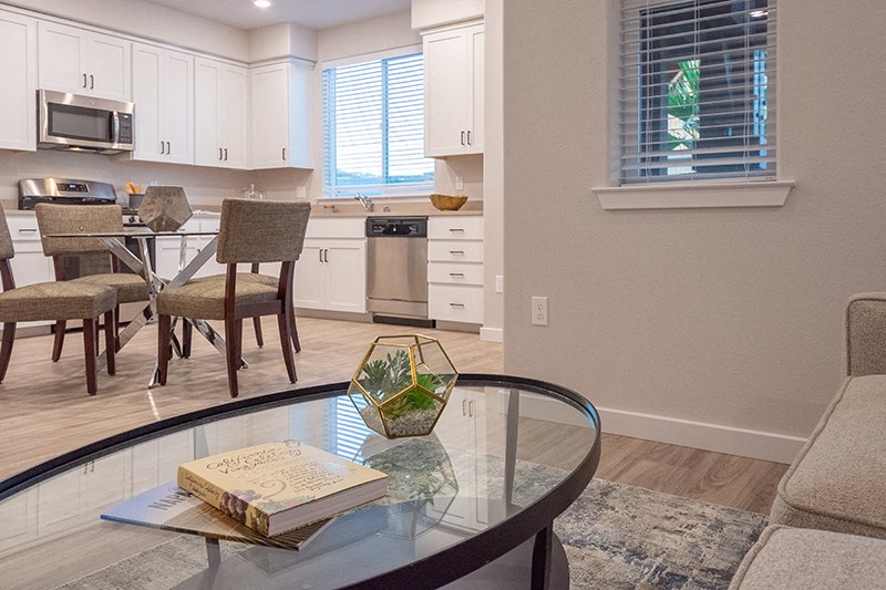 Living Room and Dining Table | The Village at Vintage Ranch in American Canyon, CA 94503