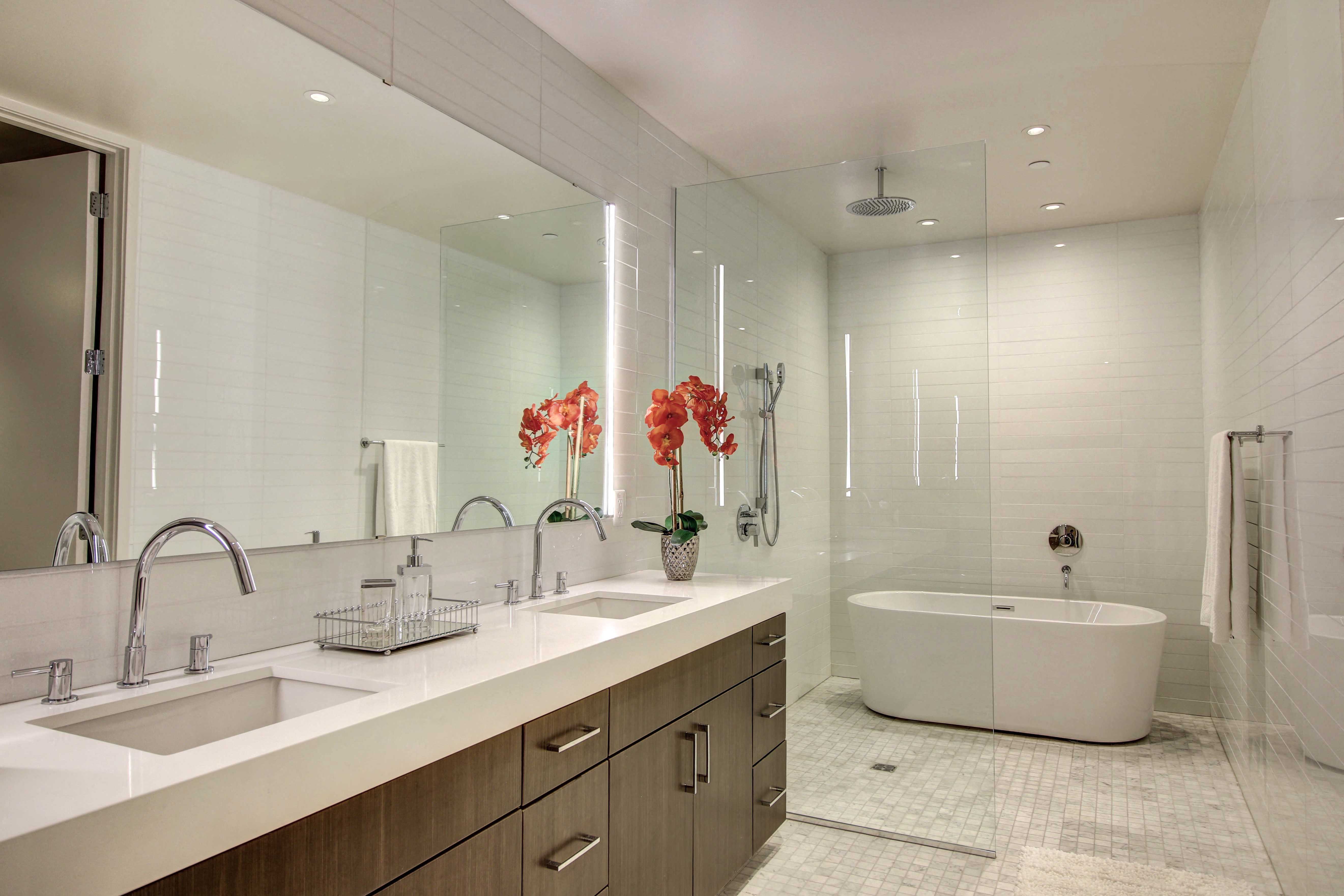 Downtown Dallas Penthouse Bathroom