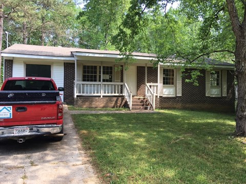 516 Welch Avenue 3 Beds Apartment for Rent