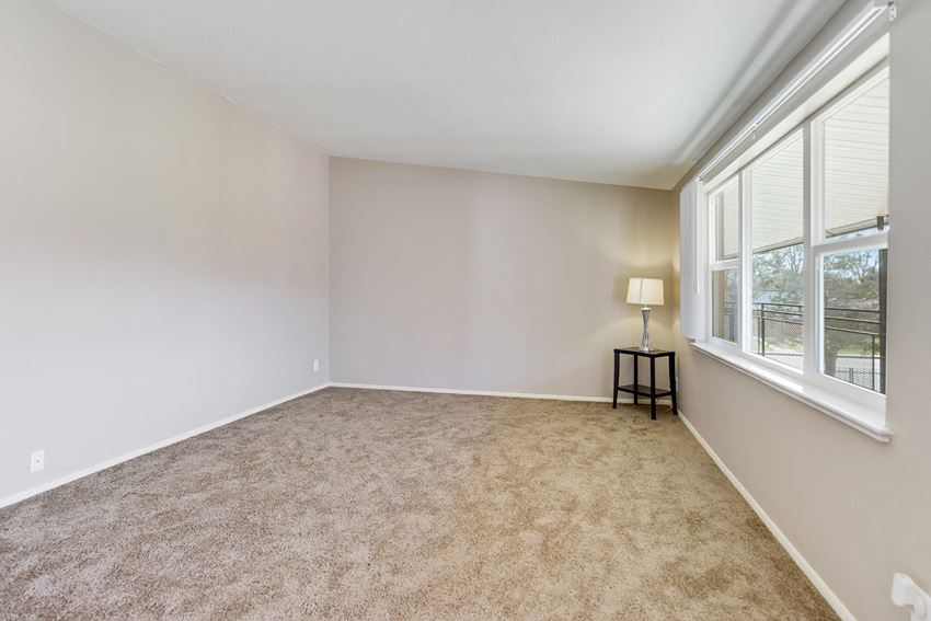 146 Del Mar Circle 2 Beds Apartment for Rent - Photo Gallery 1
