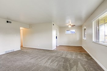 4415 Teller St 2 Beds Apartment for Rent - Photo Gallery 5