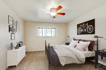 4415 Teller St 2 Beds Apartment for Rent - Photo Gallery 2