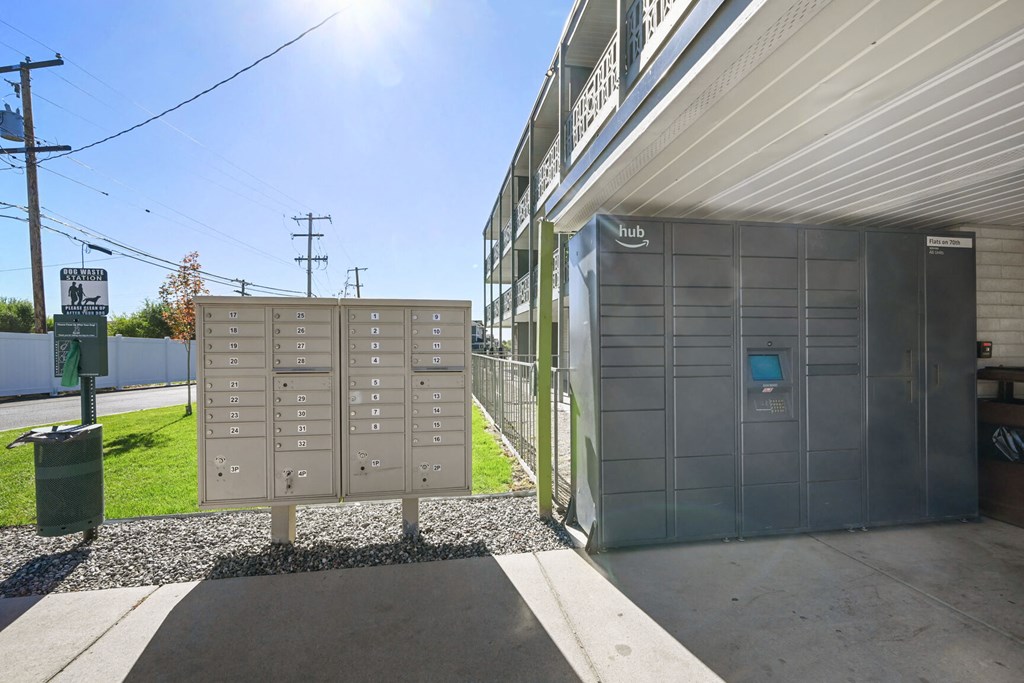 the mailboxes are outside of the building at the post office
