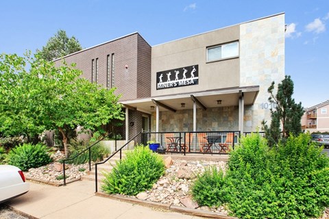Property Entrance View at Miners Mesa Apartments, Golden, CO, 80401