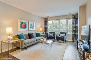 Open floorplan and tons of natural light