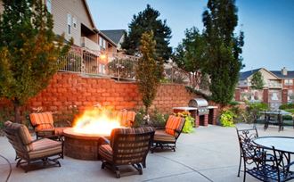 1250 S 157th St 1-2 Beds Apartment for Rent - Photo Gallery