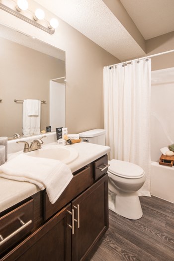 822 N 94th Ct Studio-2 Beds Apartment for Rent - Photo Gallery 6