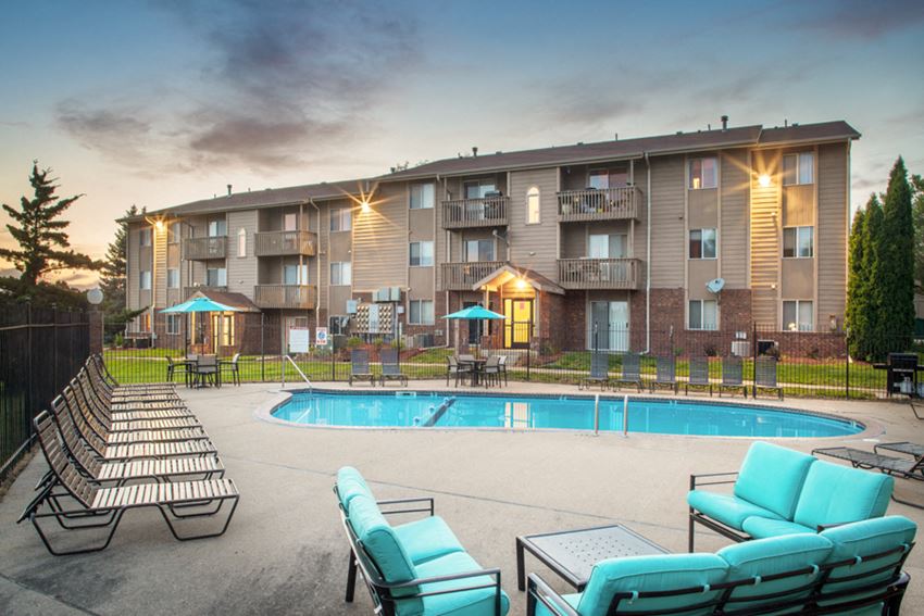 3800 Glen Oaks Blvd Studio-2 Beds Apartment for Rent - Photo Gallery