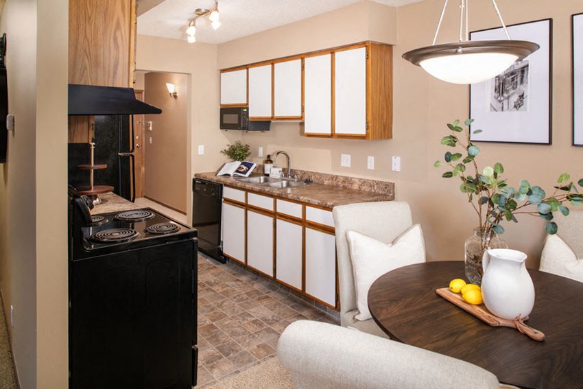 3800 Glen Oaks Blvd Studio-2 Beds Apartment for Rent - Photo Gallery