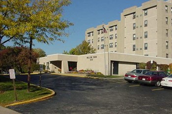 1001-1021 Delafield Street 1-3 Beds Apartment, Affordable for Rent - Photo Gallery 2