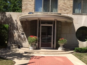 1609 N. Prospect Avenue 1-2 Beds Apartment for Rent - Photo Gallery 17