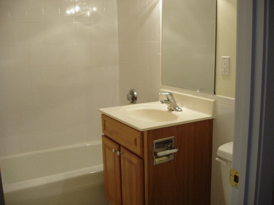 Bathroom at Quincy Commons Quincy Commons Bathroom