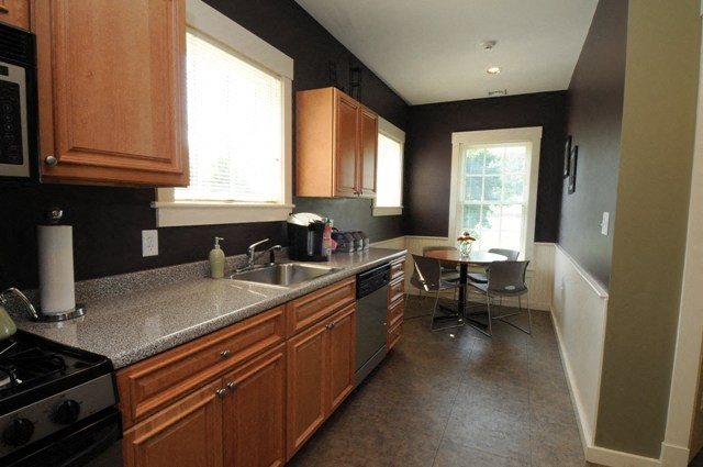 Coffee Bar and Kitchen Skyline Dracut MA Apartments Gathering Kitchen in Skyline Commons Apartments Clubhouse