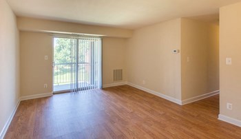 1100 Orleans Street #103 1-3 Beds Apartment for Rent - Photo Gallery 4