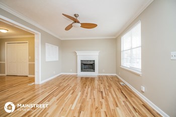528 Piccadilly Row 3 Beds House for Rent - Photo Gallery 3