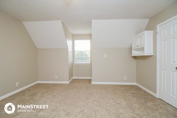 528 Piccadilly Row 3 Beds House for Rent - Photo Gallery 9