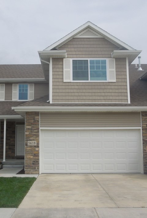 5618 Shailee Court 3 Beds Apartment for Rent