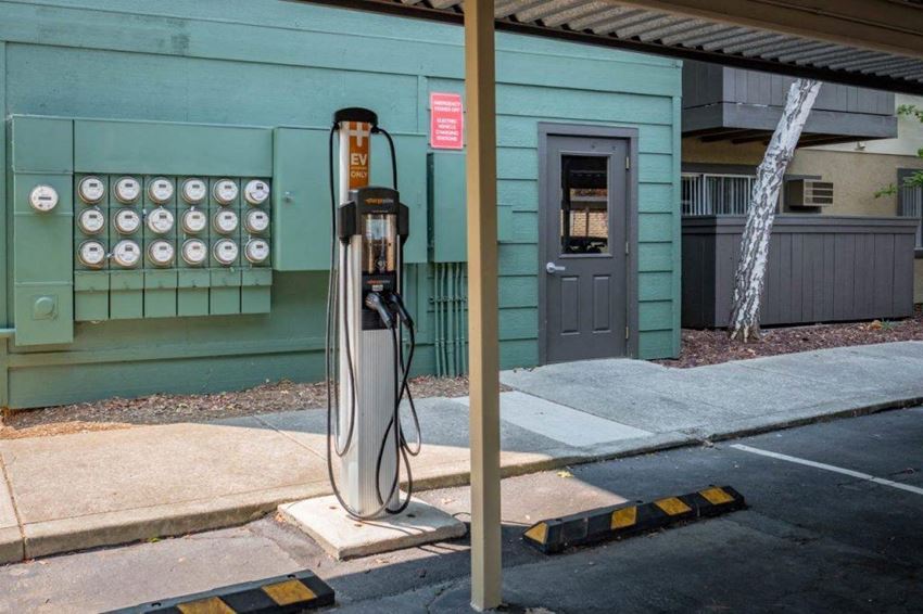 DIABLO VIEW AND VILLA DIABLO