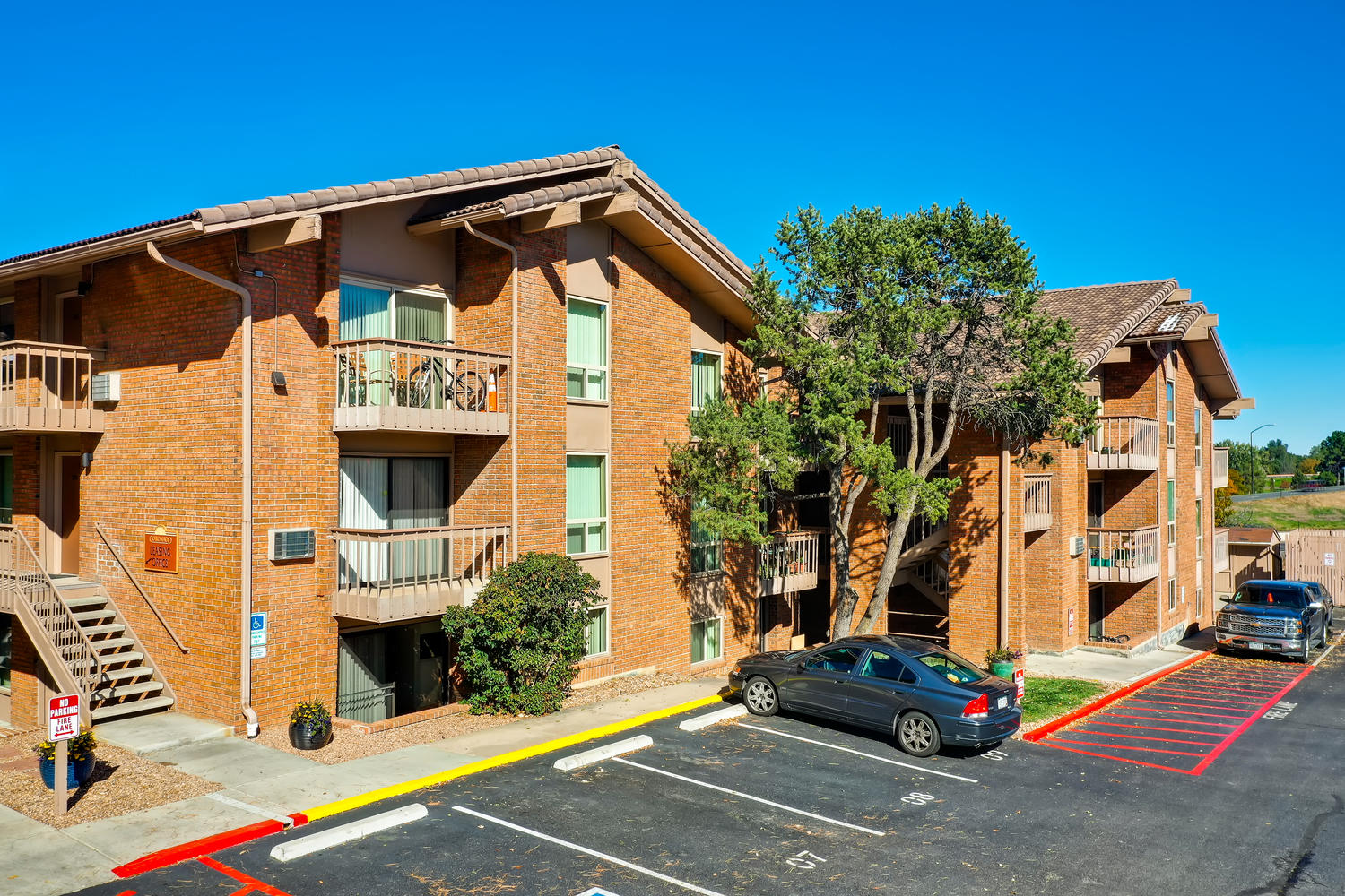 Coronado | Boulder, Co Apartments
