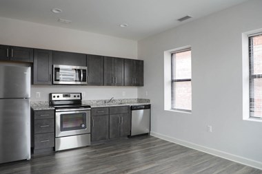 405 W Redwood 1 Bed Apartment for Rent Photo Gallery 1