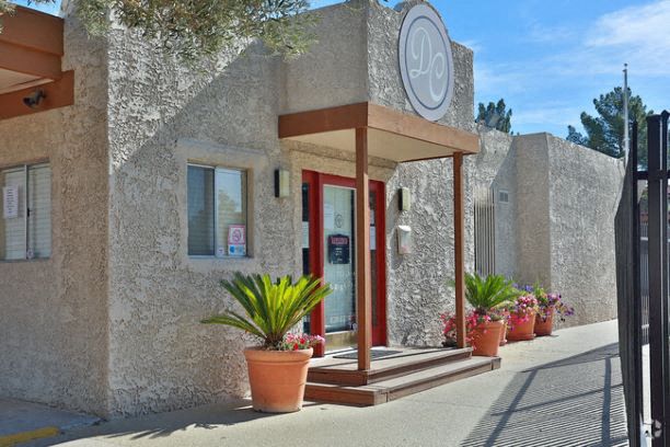 Dakota Canyon Apartments