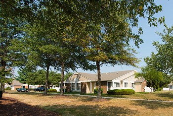 6061 Thoroughbred Court 2 Beds Apartment, St. Charles for Rent - Photo Gallery 4
