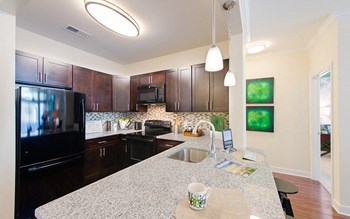 4817 Elmley Place 1-3 Beds Apartment, St. Charles for Rent - Photo Gallery 4